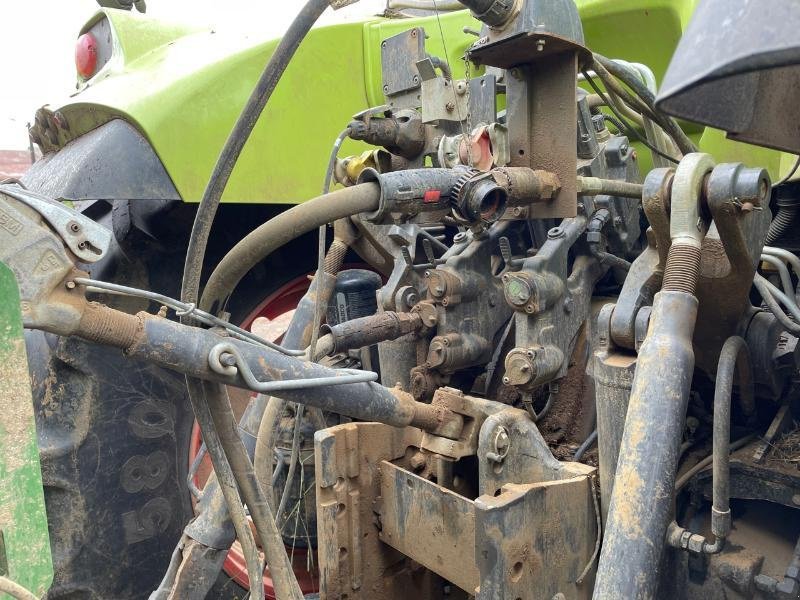 Traktor του τύπου CLAAS ARION 610, Gebrauchtmaschine σε STENAY (Φωτογραφία 6)