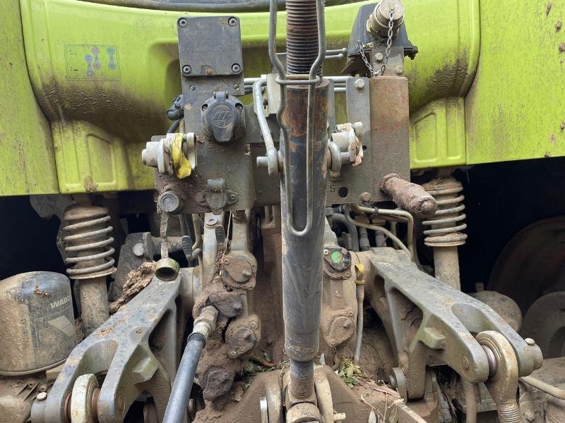 Traktor от тип CLAAS ARION 610, Gebrauchtmaschine в STENAY (Снимка 5)