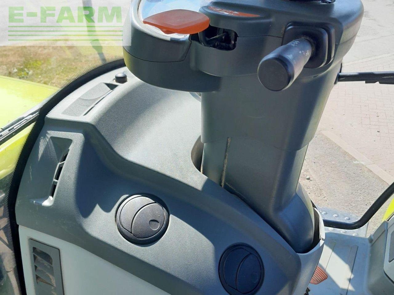 Traktor typu CLAAS ARION 610, Gebrauchtmaschine w CORNHILL-ON-TWEED (Zdjęcie 6)