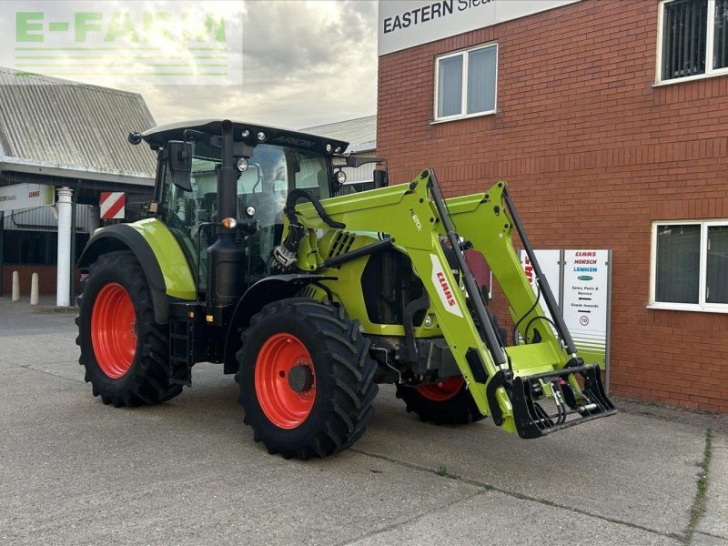 Traktor des Typs CLAAS ARION 610, Gebrauchtmaschine in WILBERFOSS, YORK (Bild 1)