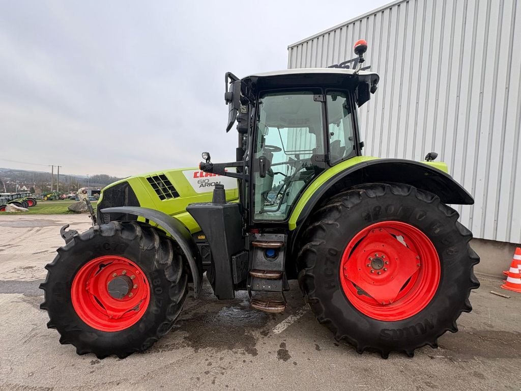 Traktor tip CLAAS ARION 610, Gebrauchtmaschine in SALEUX (Poză 4)