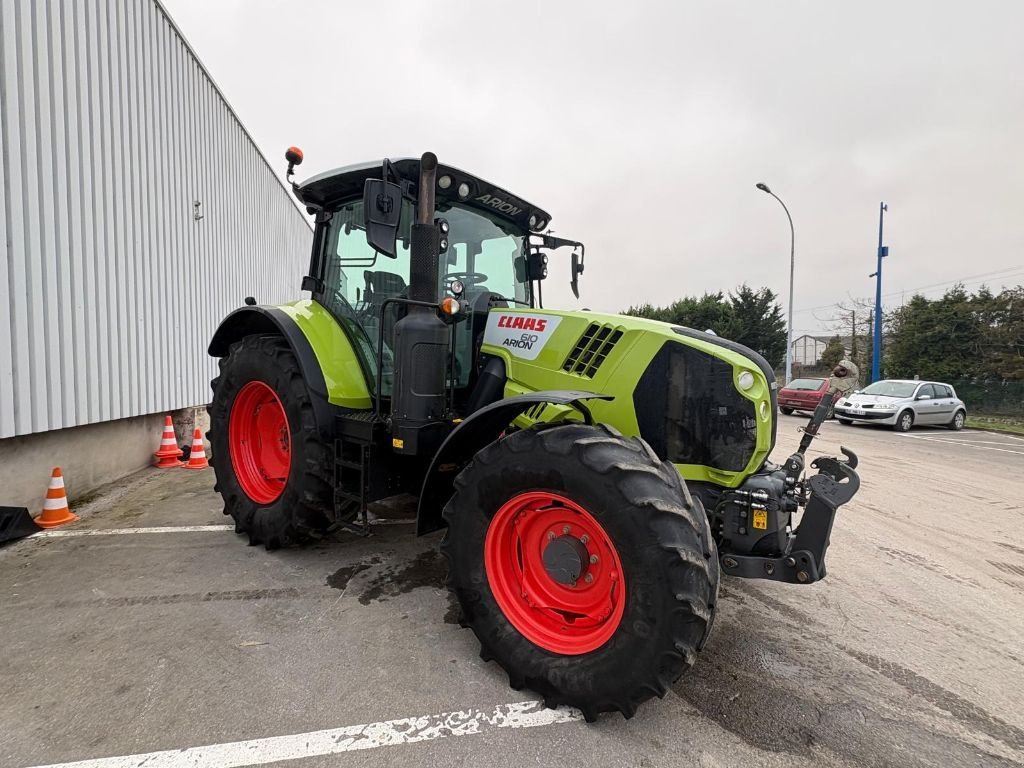 Traktor tip CLAAS ARION 610, Gebrauchtmaschine in SALEUX (Poză 1)