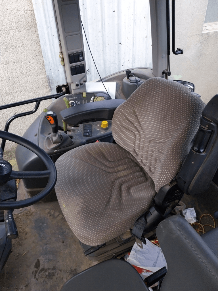 Traktor typu CLAAS ARION 610C, Gebrauchtmaschine v HERLIN LE SEC (Obrázok 4)