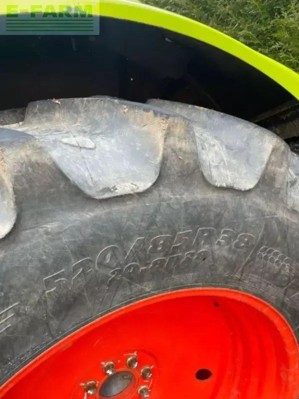 Traktor des Typs CLAAS arion 620 c C, Gebrauchtmaschine in SAINTE-GENEVIÈVE-SUR-ARGENCE (Bild 9)