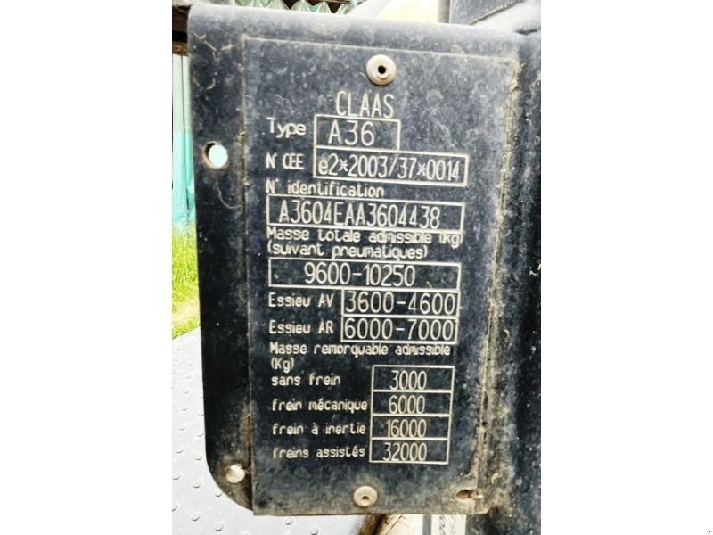 Traktor του τύπου CLAAS ARION 620 C, Gebrauchtmaschine σε SAINT-GERMAIN DU PUY (Φωτογραφία 11)