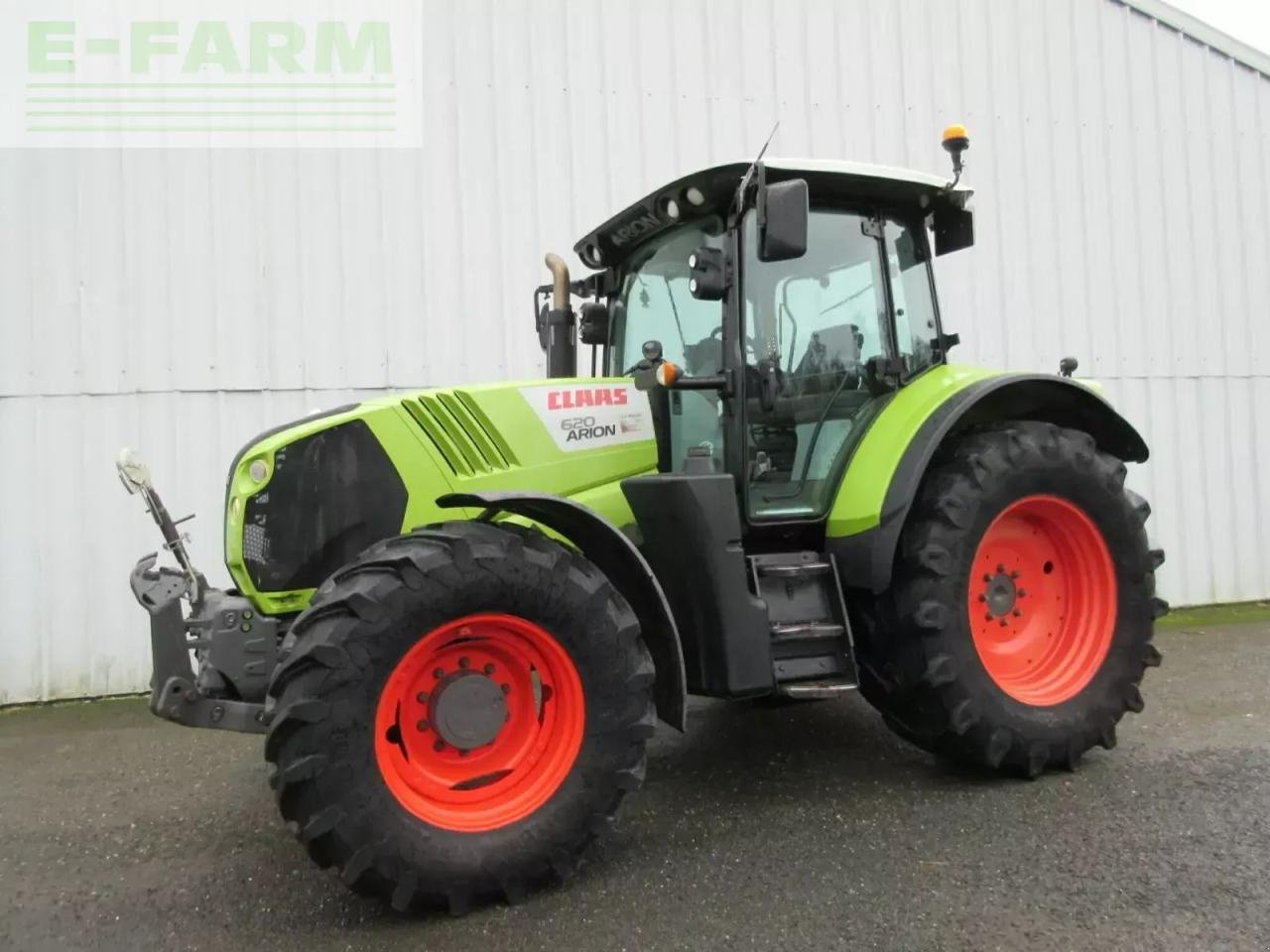 Traktor typu CLAAS arion 620 cebis t4i, Gebrauchtmaschine v PLOUIGNEAU (Obrázok 1)