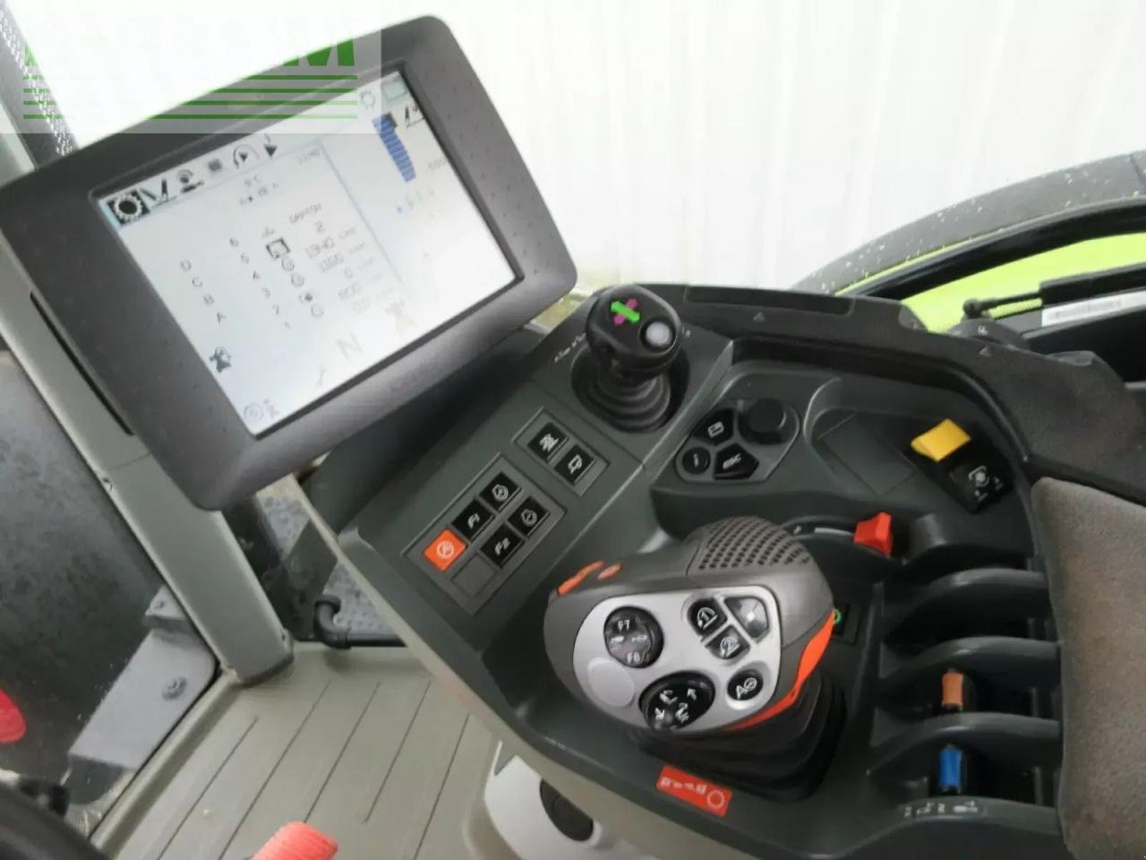 Traktor typu CLAAS arion 620 cebis t4i, Gebrauchtmaschine v PLOUIGNEAU (Obrázok 2)