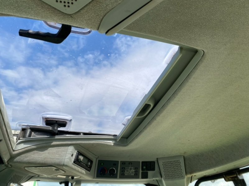 Traktor Türe ait CLAAS ARION 620 CEBIS, Gebrauchtmaschine içinde Richebourg (resim 9)