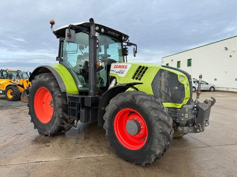 Traktor typu CLAAS ARION 620 CEBIS, Gebrauchtmaschine v Richebourg (Obrázek 4)