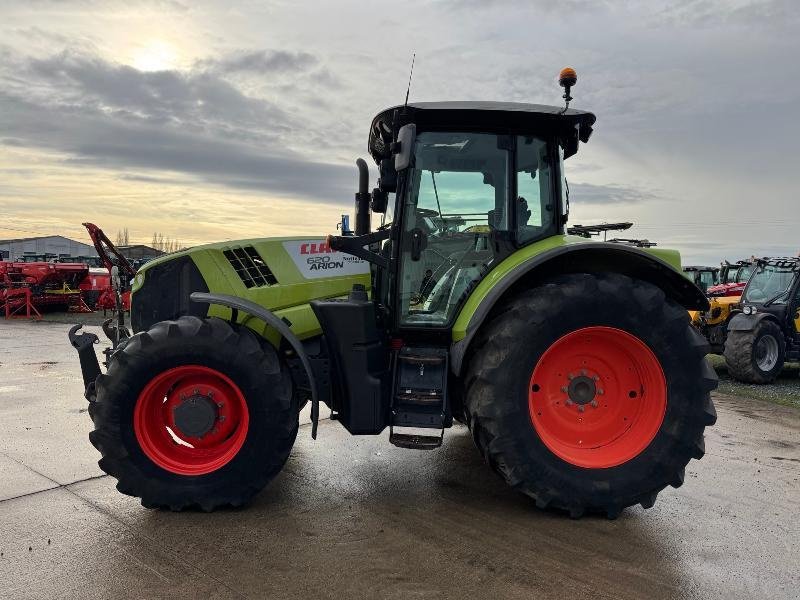 Traktor typu CLAAS ARION 620 CEBIS, Gebrauchtmaschine v Richebourg (Obrázek 2)