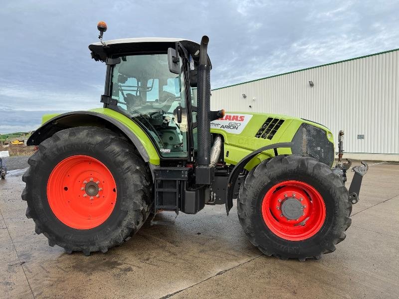 Traktor typu CLAAS ARION 620 CEBIS, Gebrauchtmaschine v Richebourg (Obrázek 5)