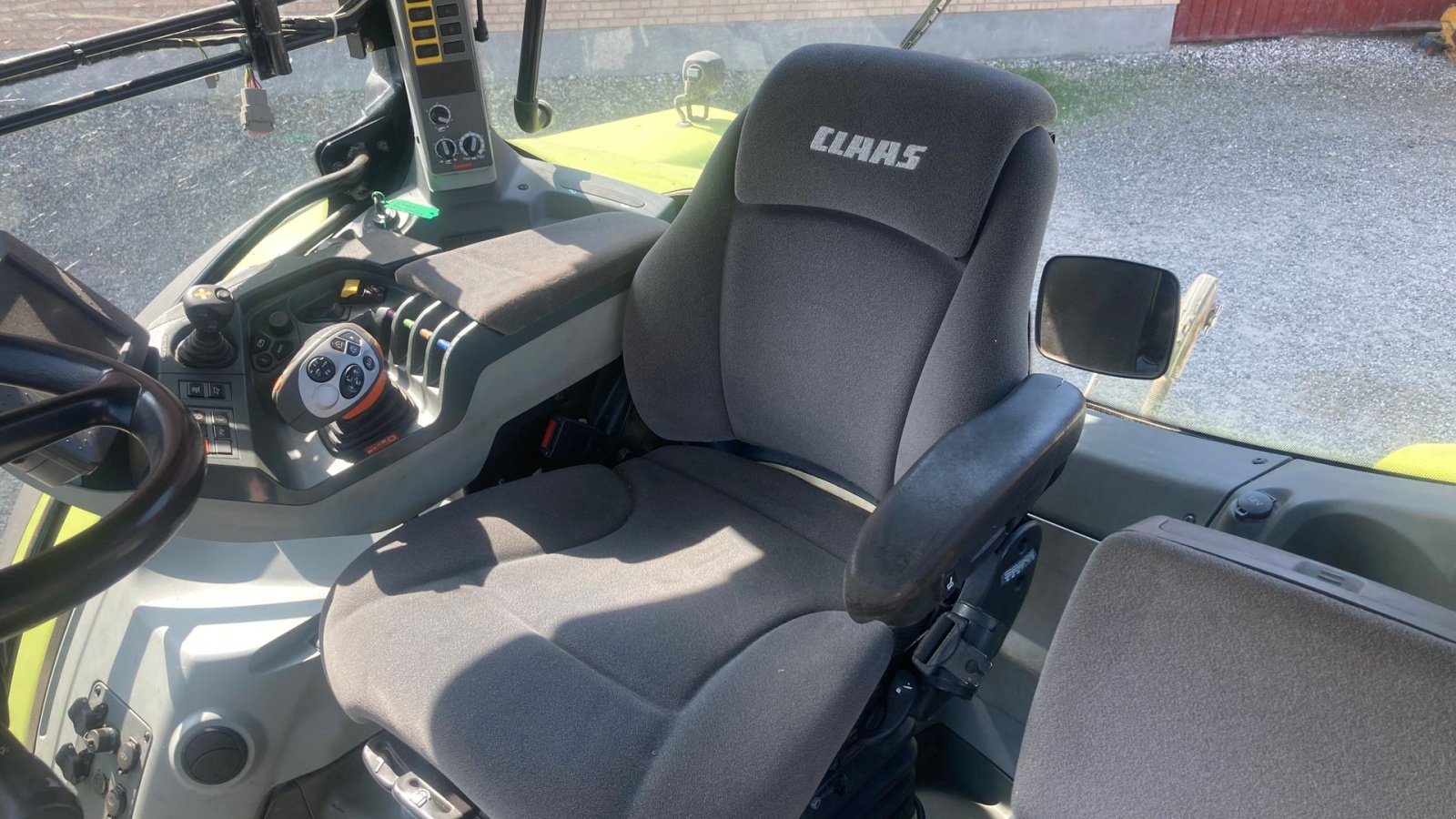 Traktor des Typs CLAAS Arion 620 Cebis, Gebrauchtmaschine in Store Heddinge (Bild 10)