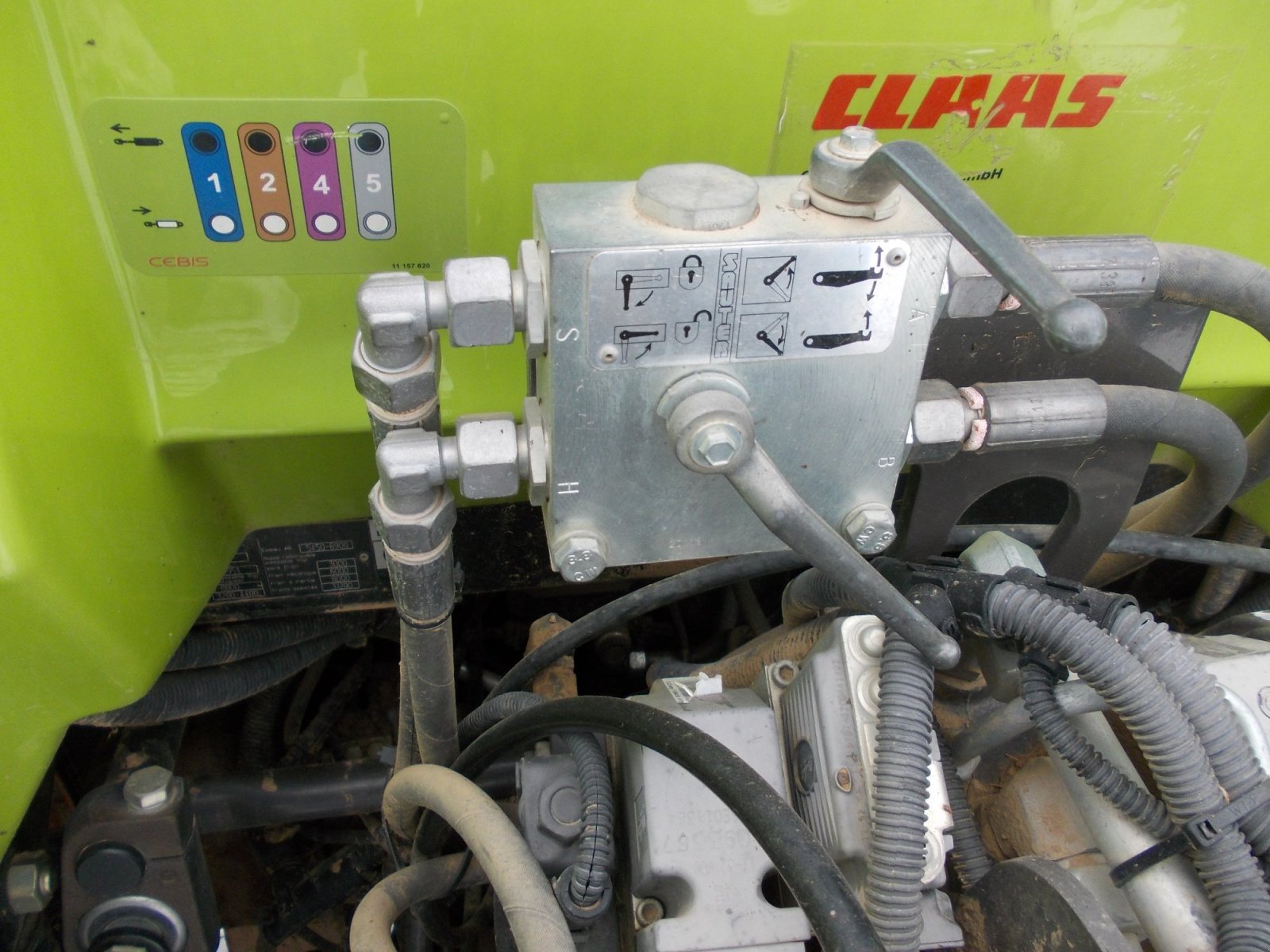 Traktor типа CLAAS Arion 620 CEBIS, Gebrauchtmaschine в Aspach (Фотография 7)