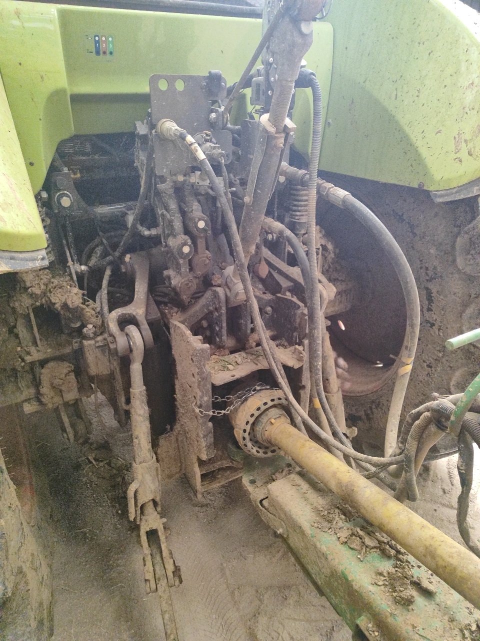 Traktor des Typs CLAAS ARION 620 CIS, Gebrauchtmaschine in Eton (Bild 10)