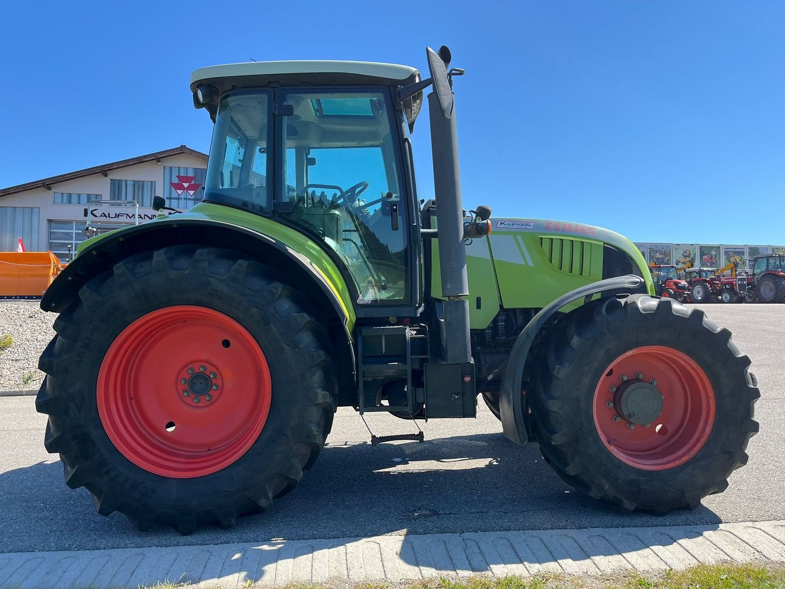 Traktor Türe ait CLAAS Arion 620 CIS, Gebrauchtmaschine içinde NATTERNBACH (resim 5)