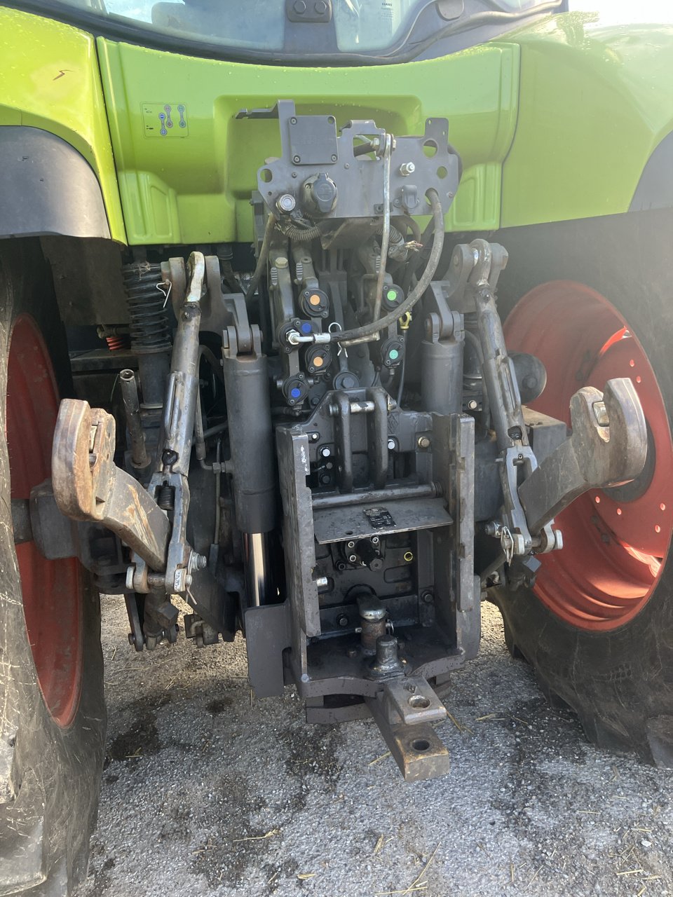 Traktor Türe ait CLAAS ARION 620 CIS, Gebrauchtmaschine içinde MORLHON LE HAUT (resim 7)