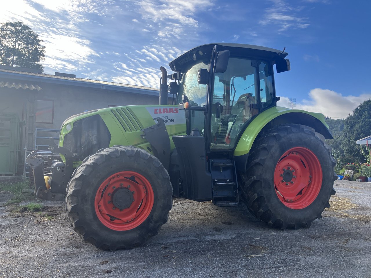 Traktor tip CLAAS ARION 620 CIS, Gebrauchtmaschine in MORLHON LE HAUT (Poză 1)