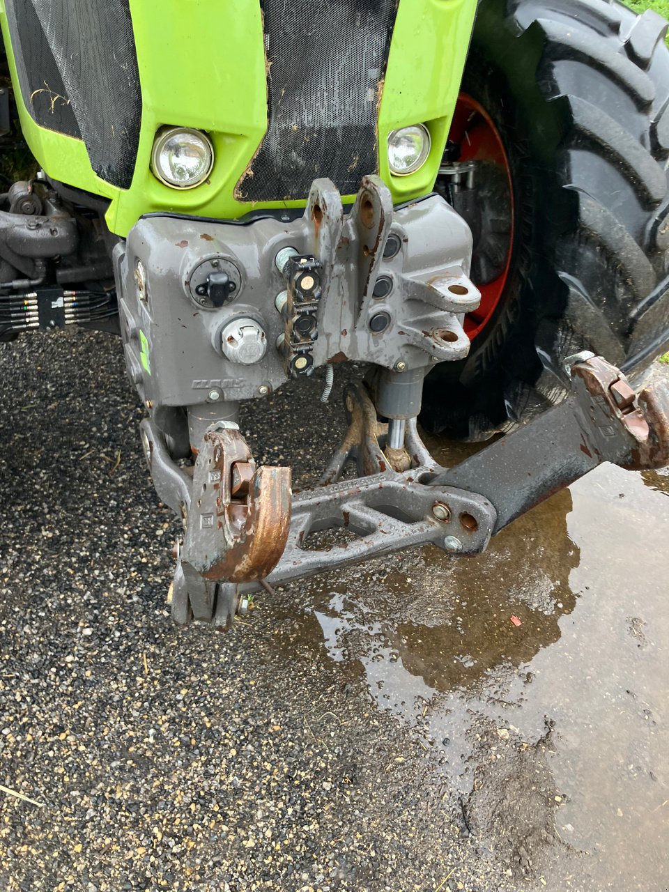 Traktor za tip CLAAS ARION 620 CIS, Gebrauchtmaschine u MORLHON LE HAUT (Slika 7)