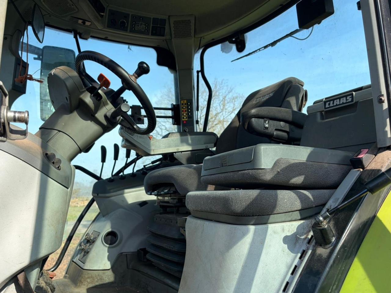 Traktor del tipo CLAAS Arion 620 CIS, Gebrauchtmaschine en Könnern (Imagen 3)