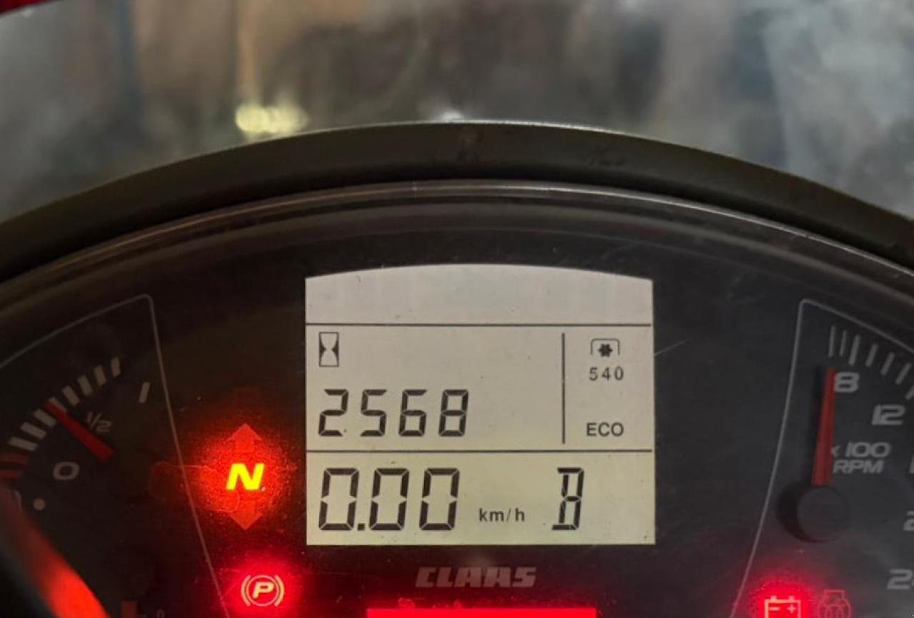 Traktor del tipo CLAAS Arion 620 CIS, Gebrauchtmaschine en Könnern (Imagen 4)