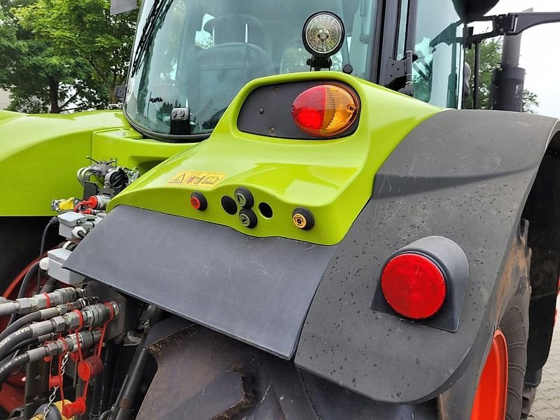 Traktor от тип CLAAS Arion 620 mit Dücker DUA 800 Ausleger und 2 Werkzeugen, Gebrauchtmaschine в Itterbeck (Снимка 18)