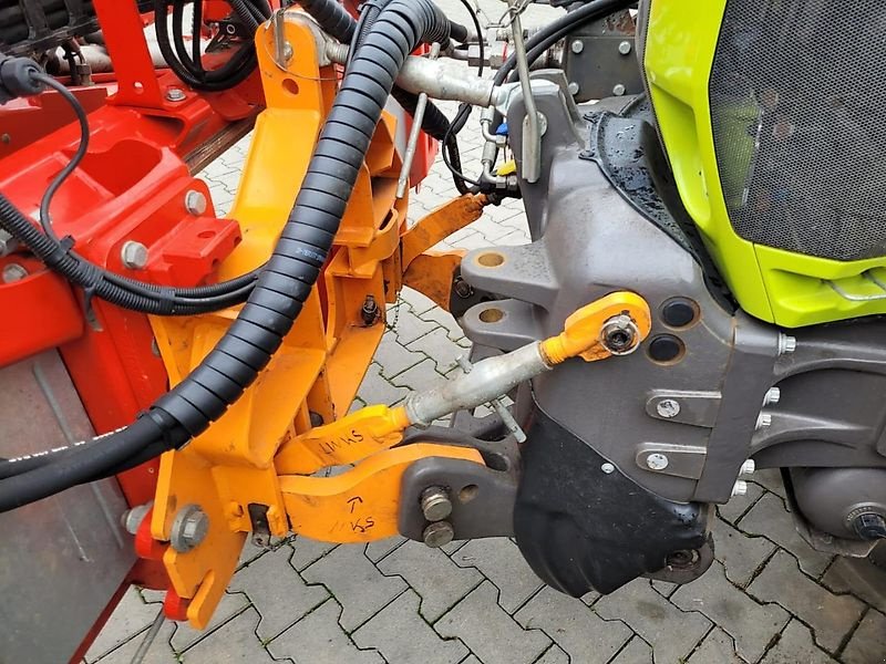 Traktor от тип CLAAS Arion 620 mit Dücker DUA 800 Ausleger und 2 Werkzeugen, Gebrauchtmaschine в Itterbeck (Снимка 5)