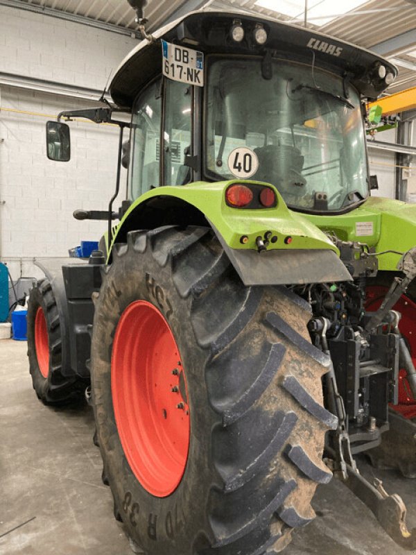 Traktor des Typs CLAAS ARION 620 T4I CIS, Gebrauchtmaschine in CHATEAU GAILLARD (Bild 4)