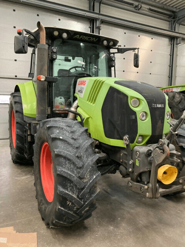 Traktor des Typs CLAAS ARION 620 T4I CIS, Gebrauchtmaschine in CHATEAU GAILLARD (Bild 2)