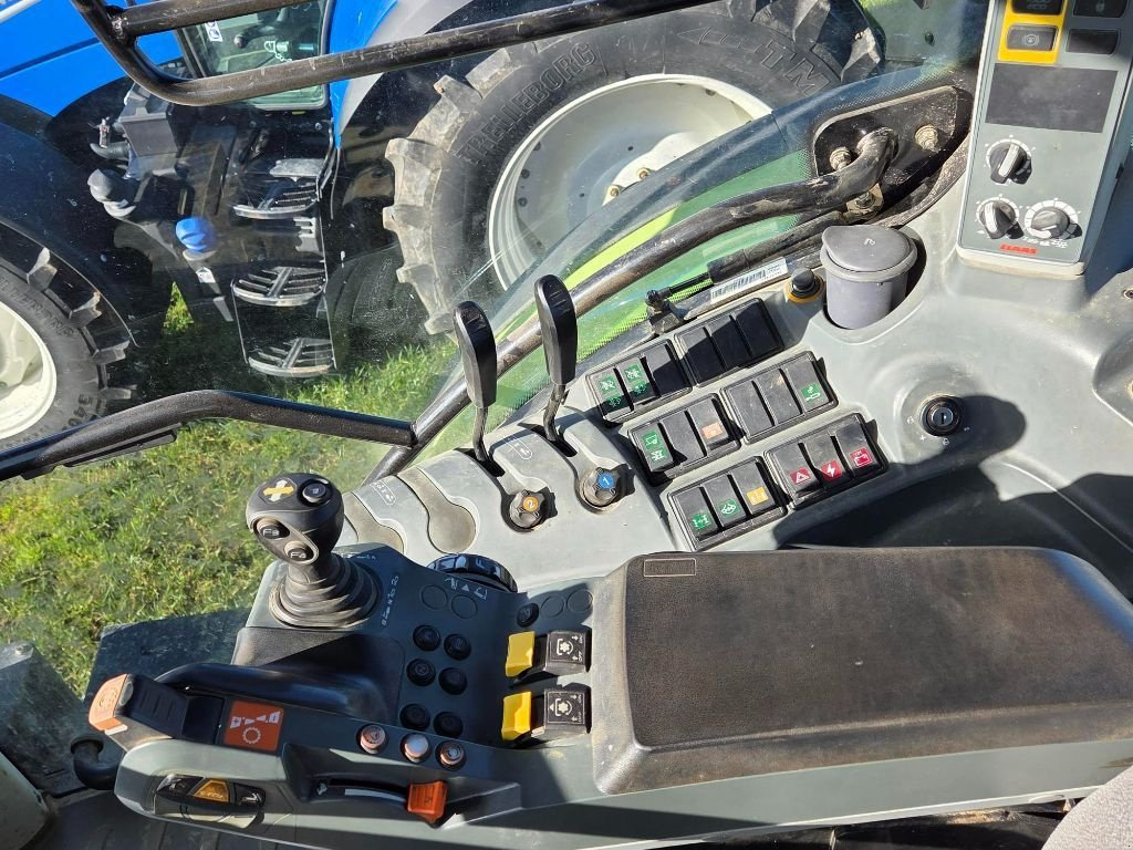 Traktor от тип CLAAS Arion 620, Gebrauchtmaschine в VILLAINES LA JUHEL (Снимка 8)