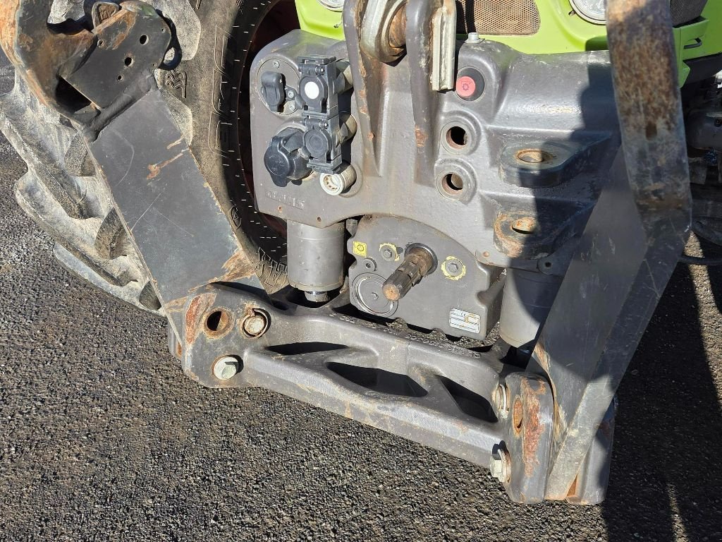 Traktor от тип CLAAS Arion 620, Gebrauchtmaschine в VILLAINES LA JUHEL (Снимка 10)