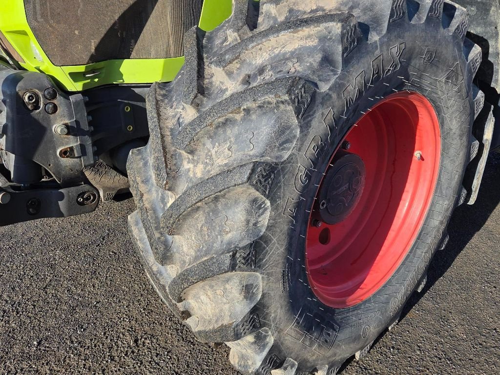 Traktor от тип CLAAS Arion 620, Gebrauchtmaschine в VILLAINES LA JUHEL (Снимка 11)