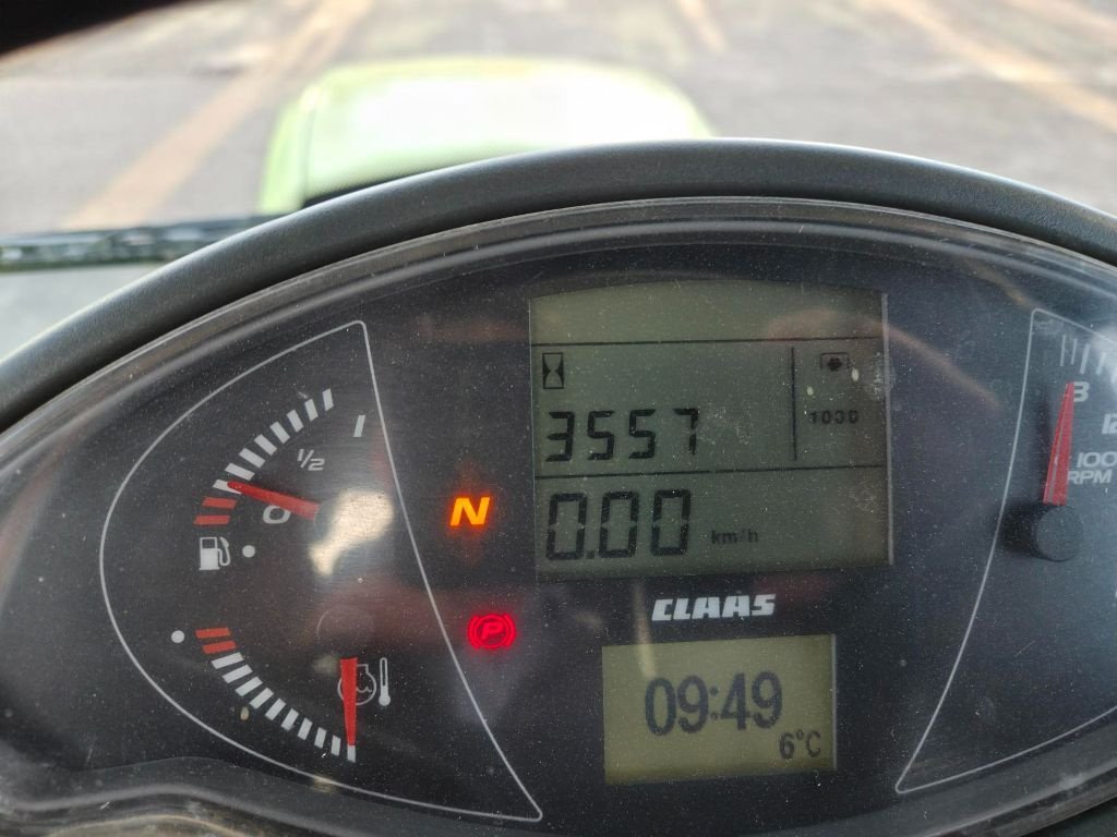 Traktor tip CLAAS ARION 620, Gebrauchtmaschine in SAINTENY (Poză 4)