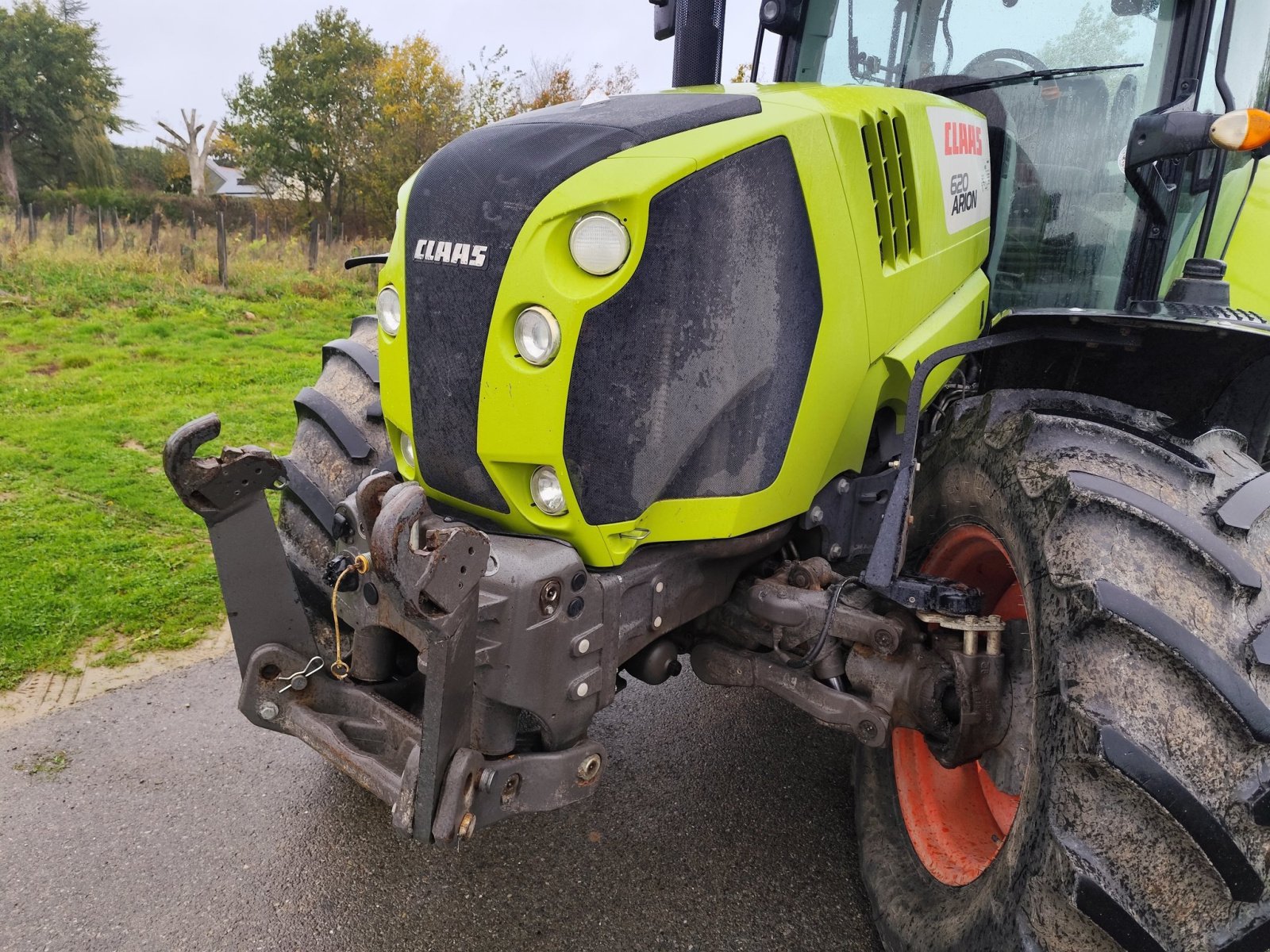 Traktor Türe ait CLAAS ARION 620, Gebrauchtmaschine içinde Le Horps (resim 10)