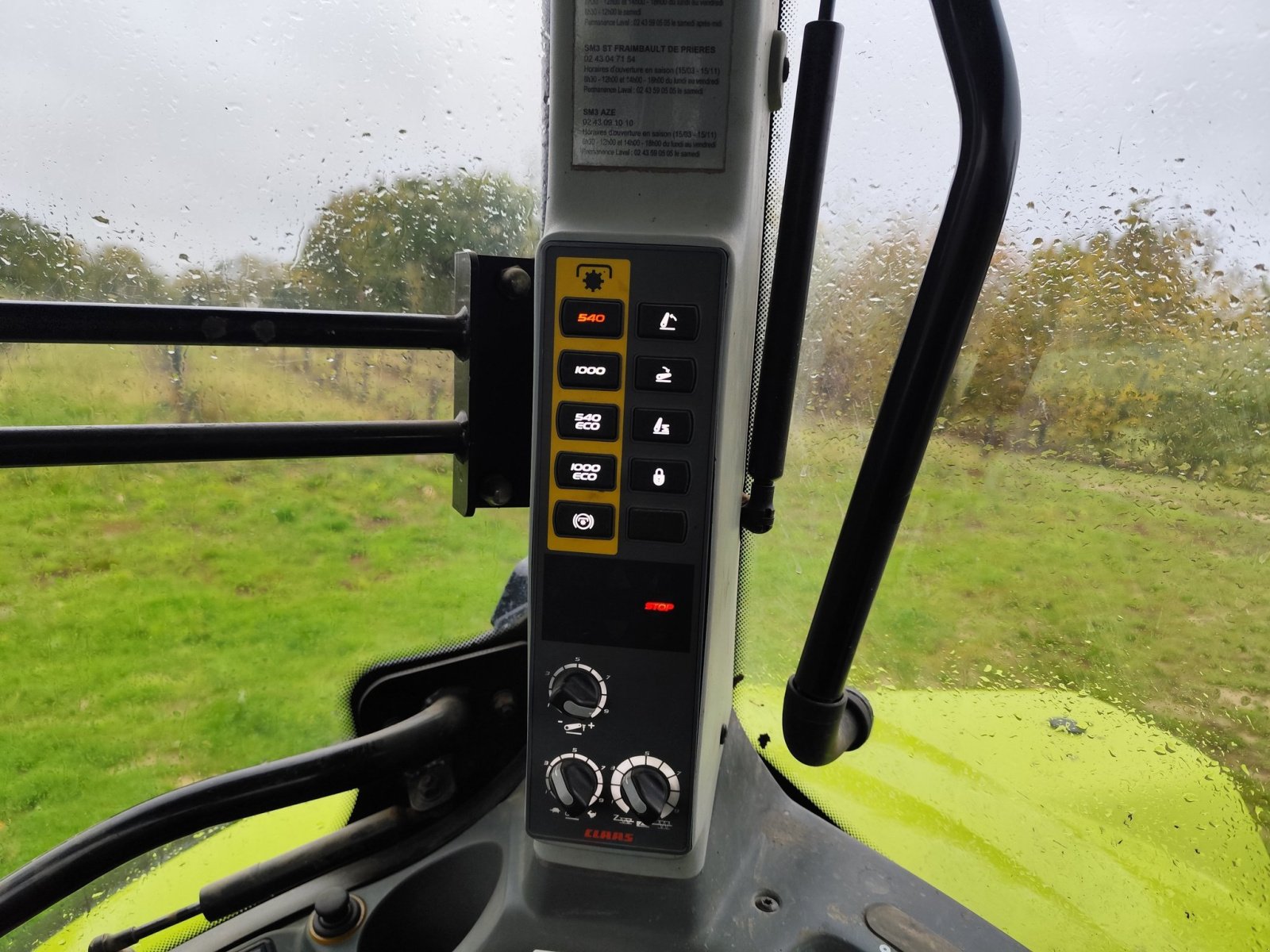 Traktor vrste CLAAS ARION 620, Gebrauchtmaschine v Le Horps (Slika 10)