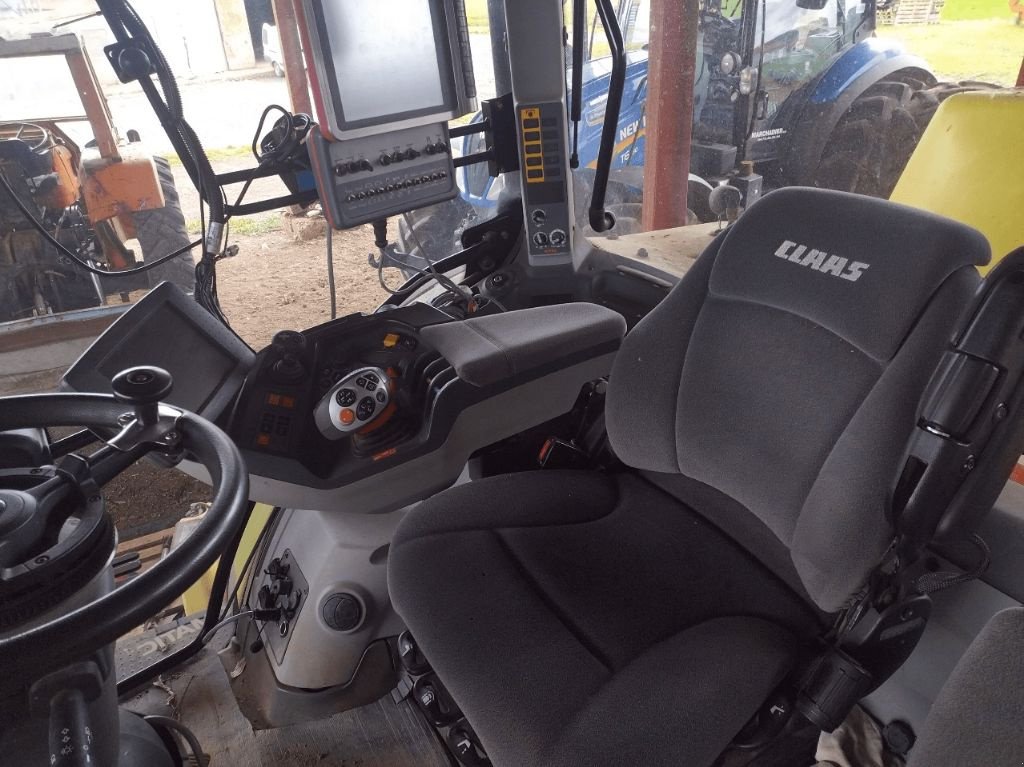 Traktor of the type CLAAS ARION 620, Gebrauchtmaschine in ENNEZAT (Picture 5)