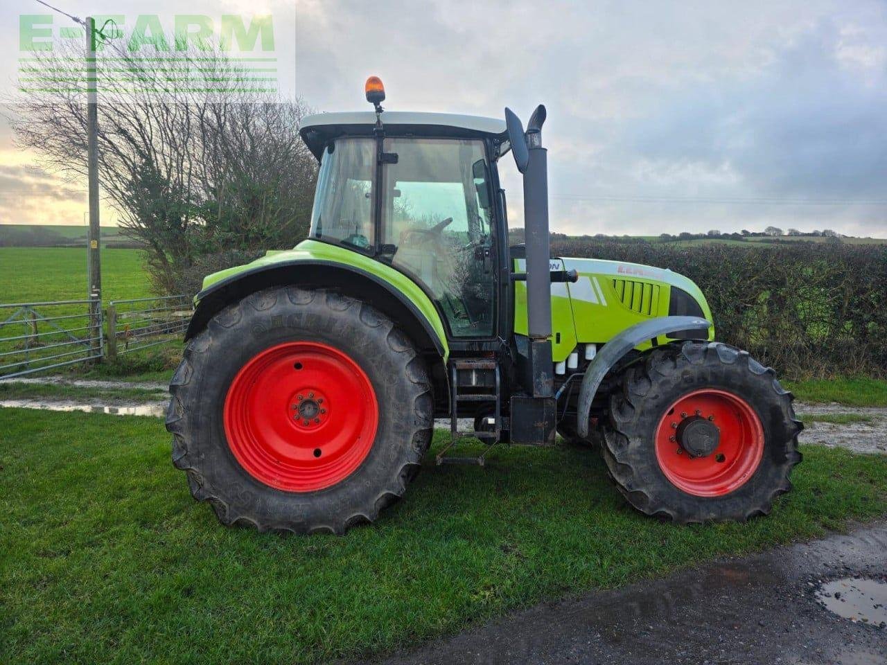 Traktor Türe ait CLAAS ARION 620, Gebrauchtmaschine içinde MICHELDEVER, WINCHESTER (resim 5)