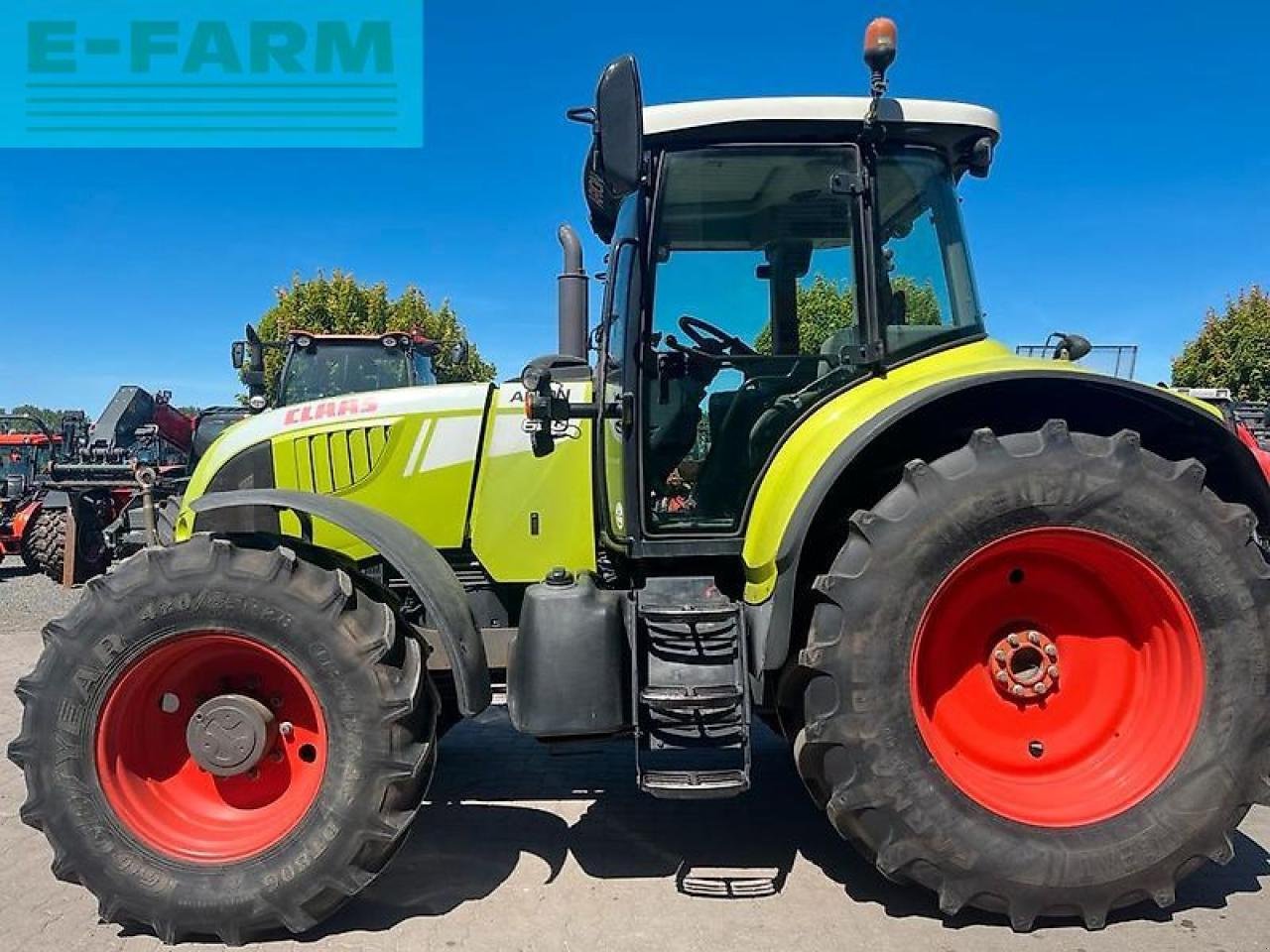 Traktor des Typs CLAAS arion 620, Gebrauchtmaschine in HEMMINGEN (Bild 3)