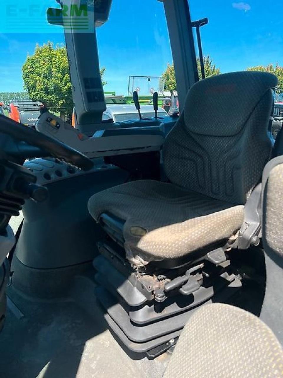Traktor des Typs CLAAS arion 620, Gebrauchtmaschine in HEMMINGEN (Bild 16)