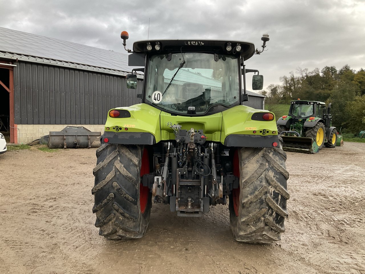 Traktor des Typs CLAAS ARION 620, Gebrauchtmaschine in MORLHON LE HAUT (Bild 10)