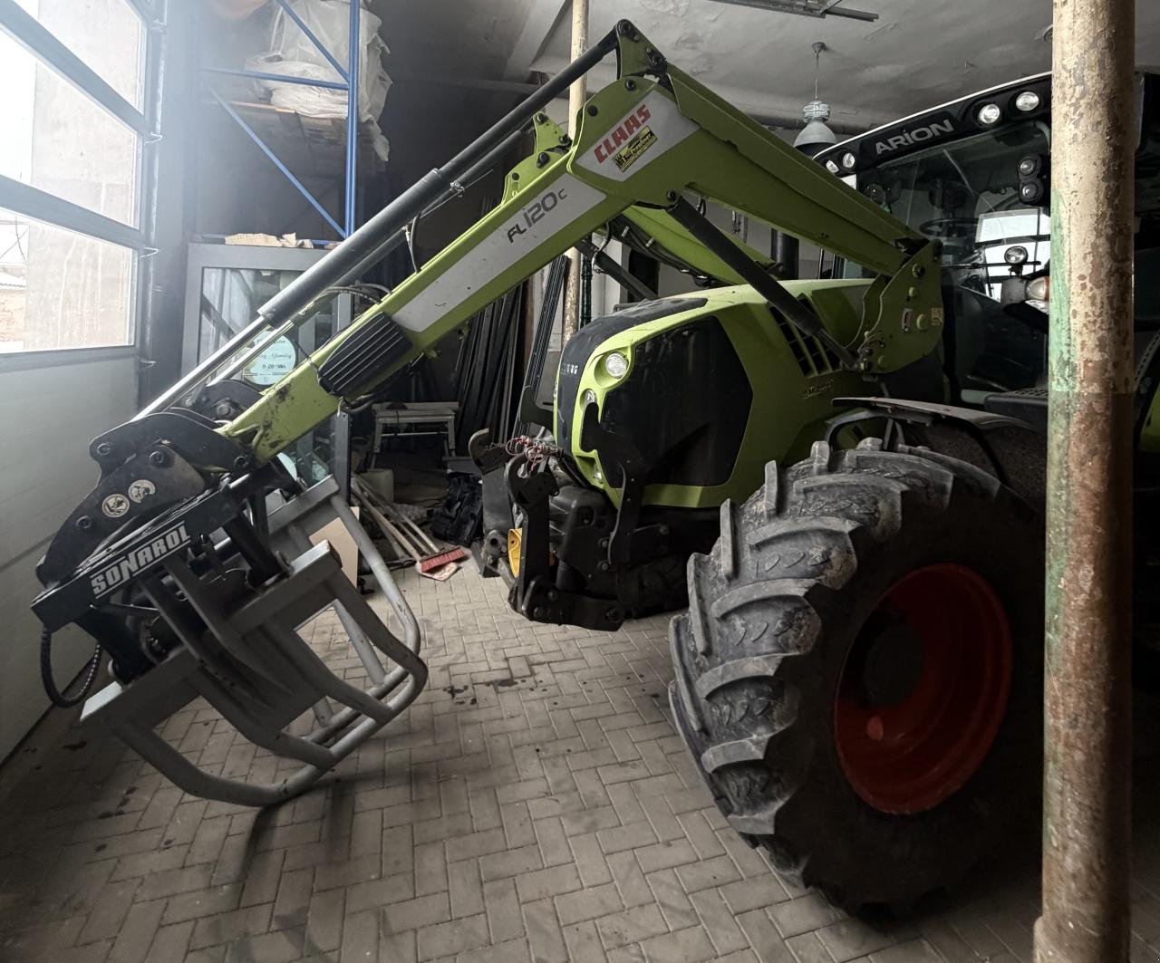 Traktor typu CLAAS Arion 620, Gebrauchtmaschine v Könnern (Obrázek 2)
