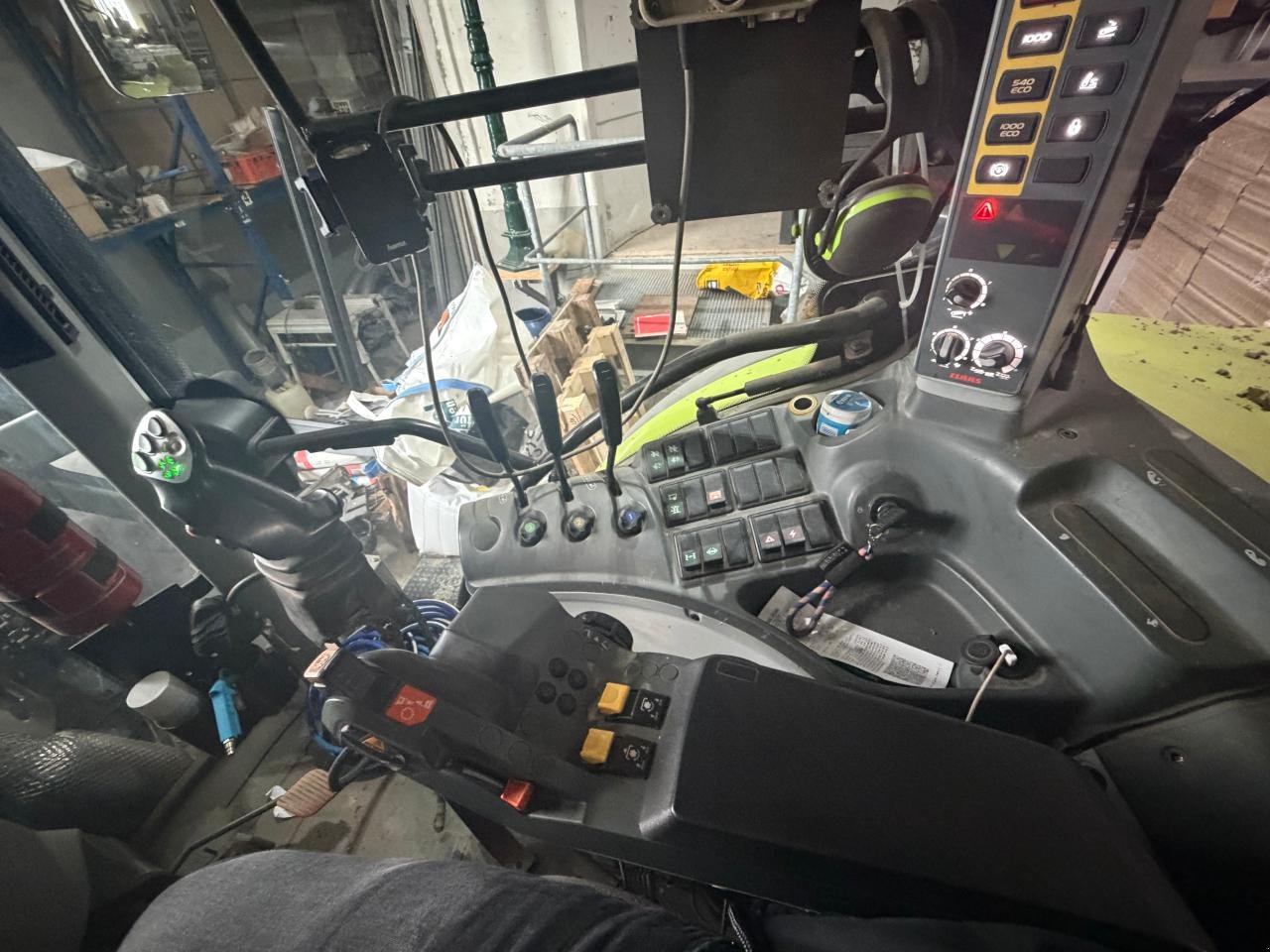 Traktor typu CLAAS Arion 620, Gebrauchtmaschine v Könnern (Obrázek 10)