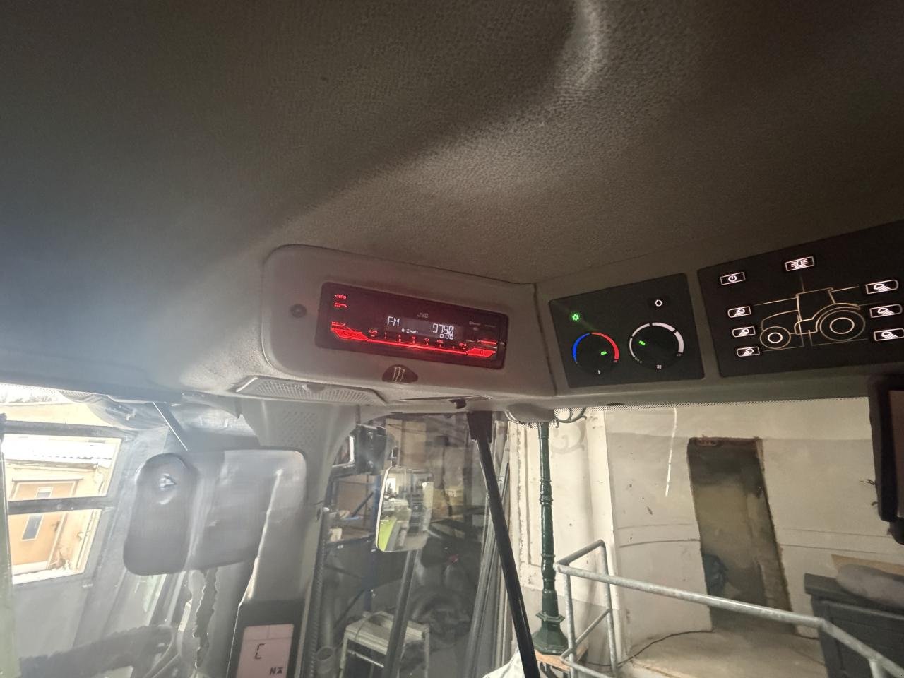 Traktor typu CLAAS Arion 620, Gebrauchtmaschine v Könnern (Obrázek 11)