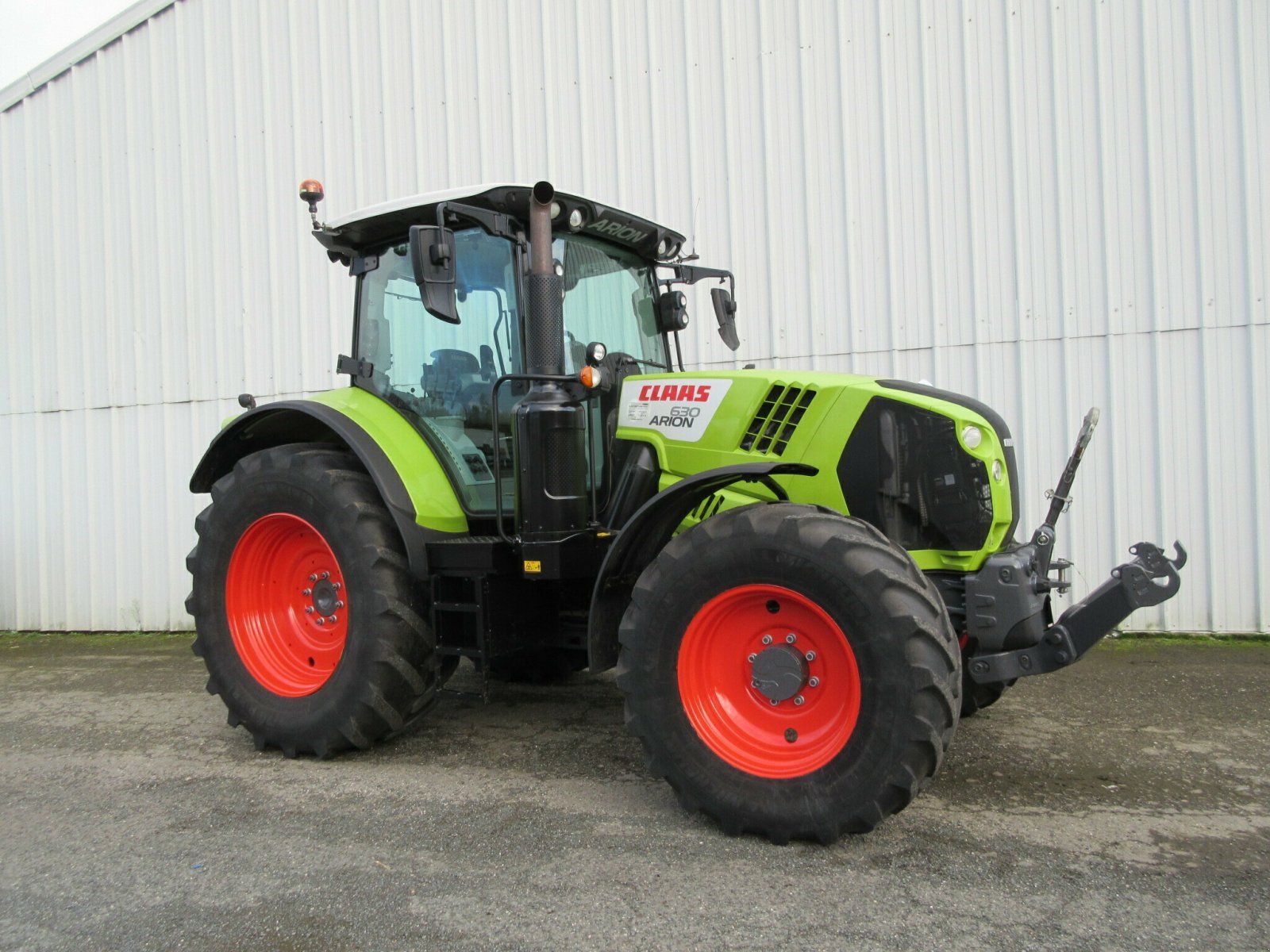 Traktor Türe ait CLAAS ARION 630 ADVANCE, Gebrauchtmaschine içinde PLOUIGNEAU (resim 3)
