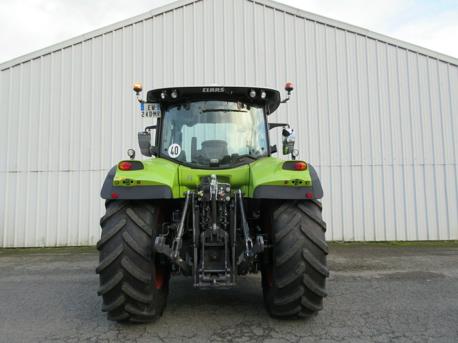 Traktor Türe ait CLAAS ARION 630 ADVANCE, Gebrauchtmaschine içinde PLOUIGNEAU (resim 4)