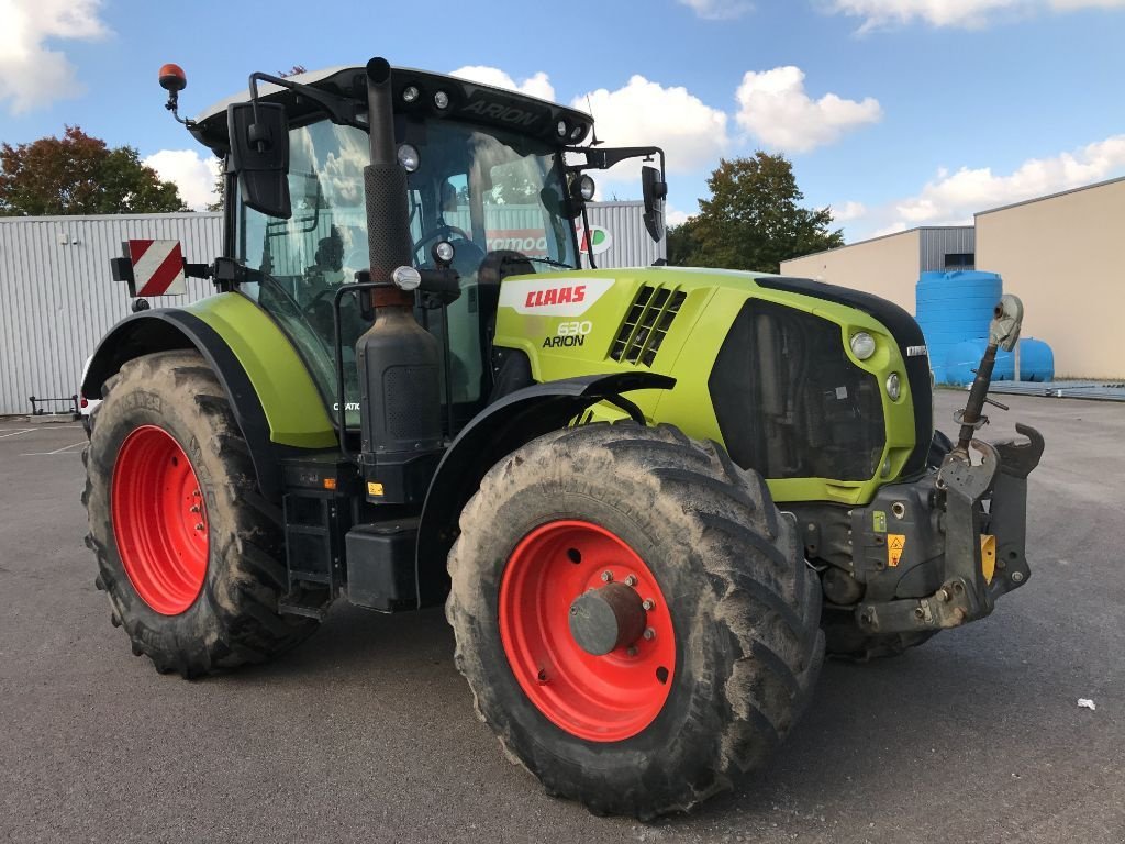 Traktor za tip CLAAS Arion 630 CEBIS CMATIC, Gebrauchtmaschine u UZERCHE (Slika 1)