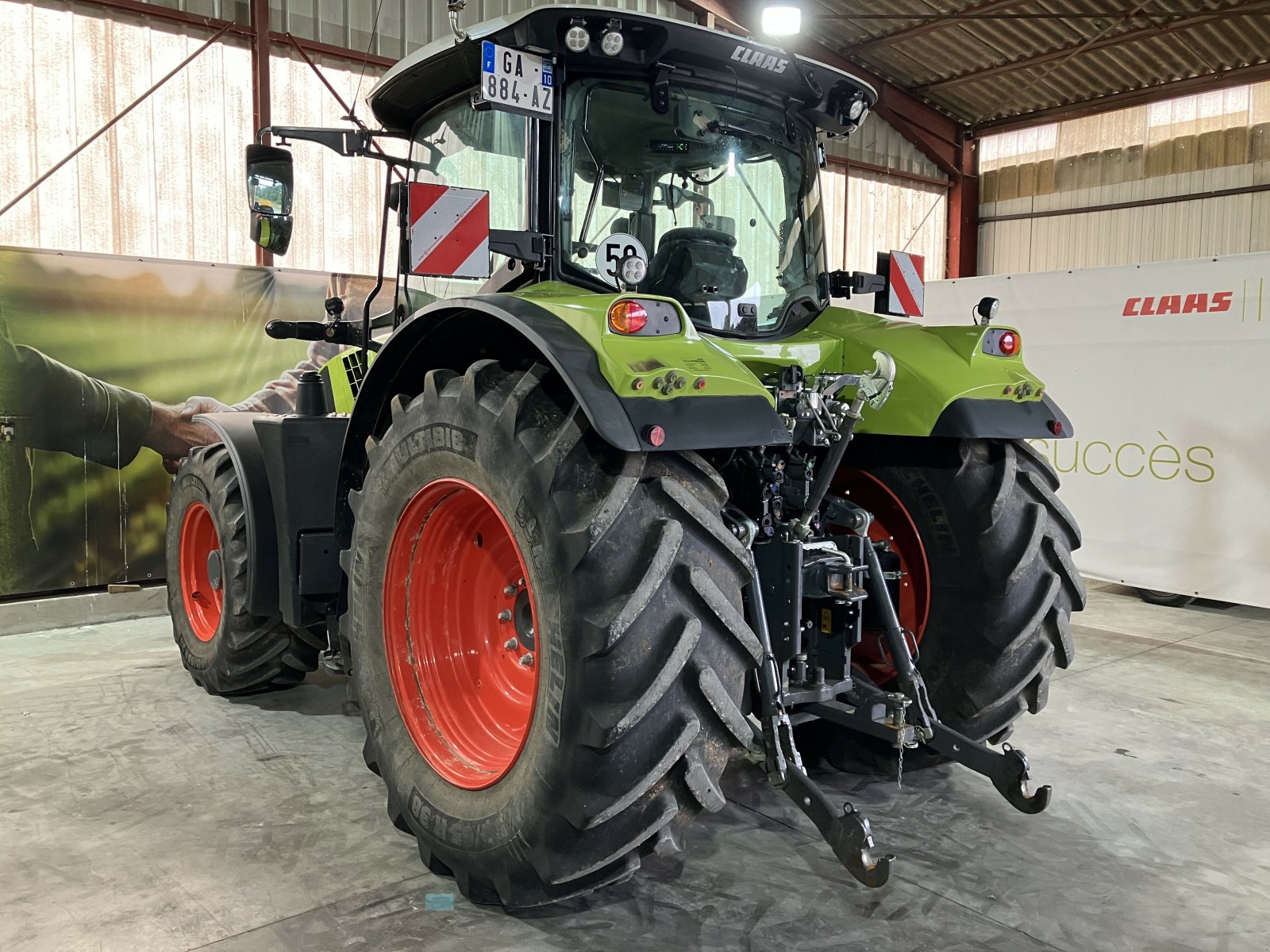 Traktor of the type CLAAS ARION 630 CIS+, Gebrauchtmaschine in VAROIS & CHAIGNOT (Picture 4)