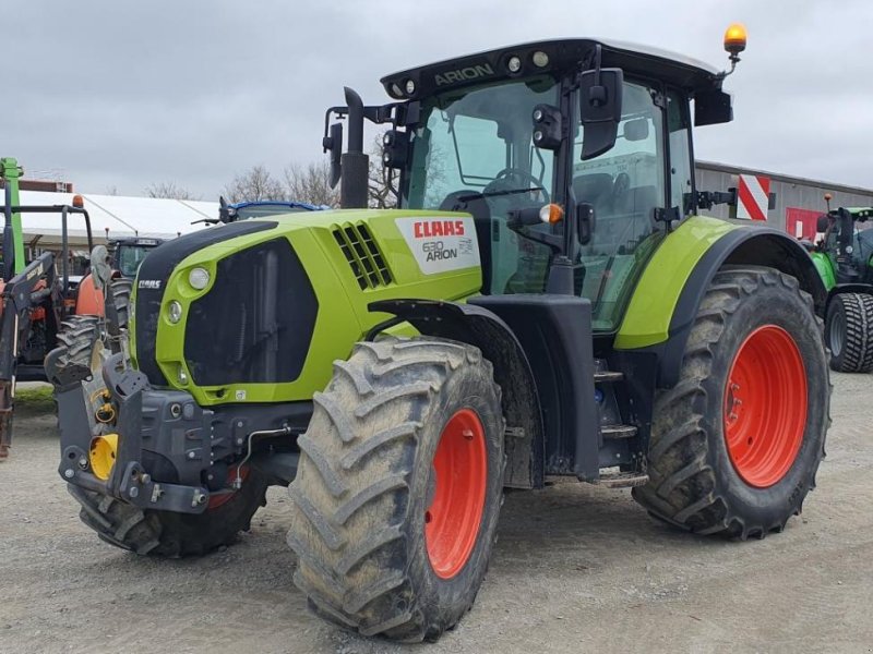 Traktor of the type CLAAS ARION 630 CIS, Gebrauchtmaschine in CIVENS (Picture 1)