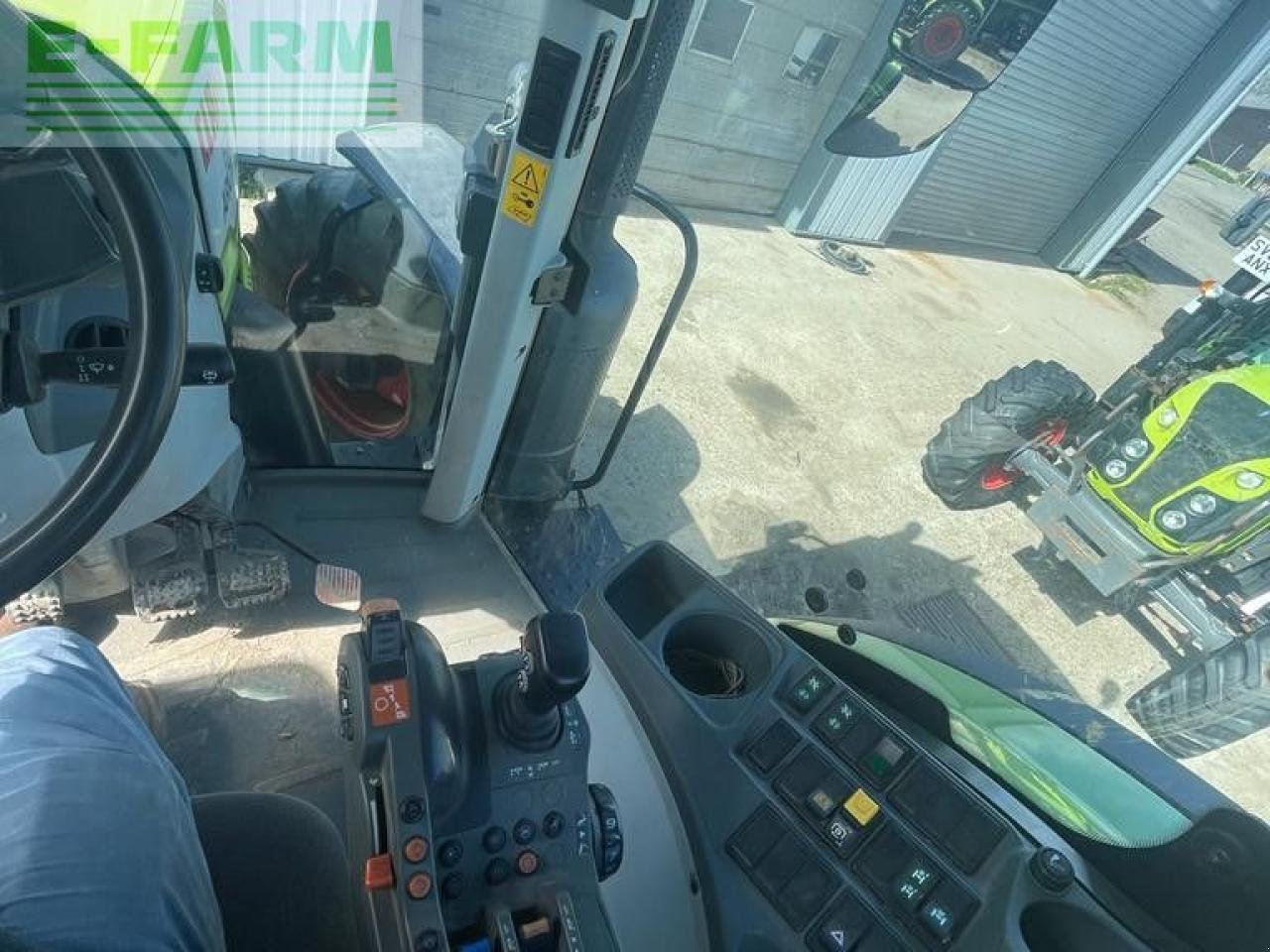 Traktor a típus CLAAS ARION 630 CIS, Gebrauchtmaschine ekkor: OLDMELDRUM, INVERURIE (Kép 4)