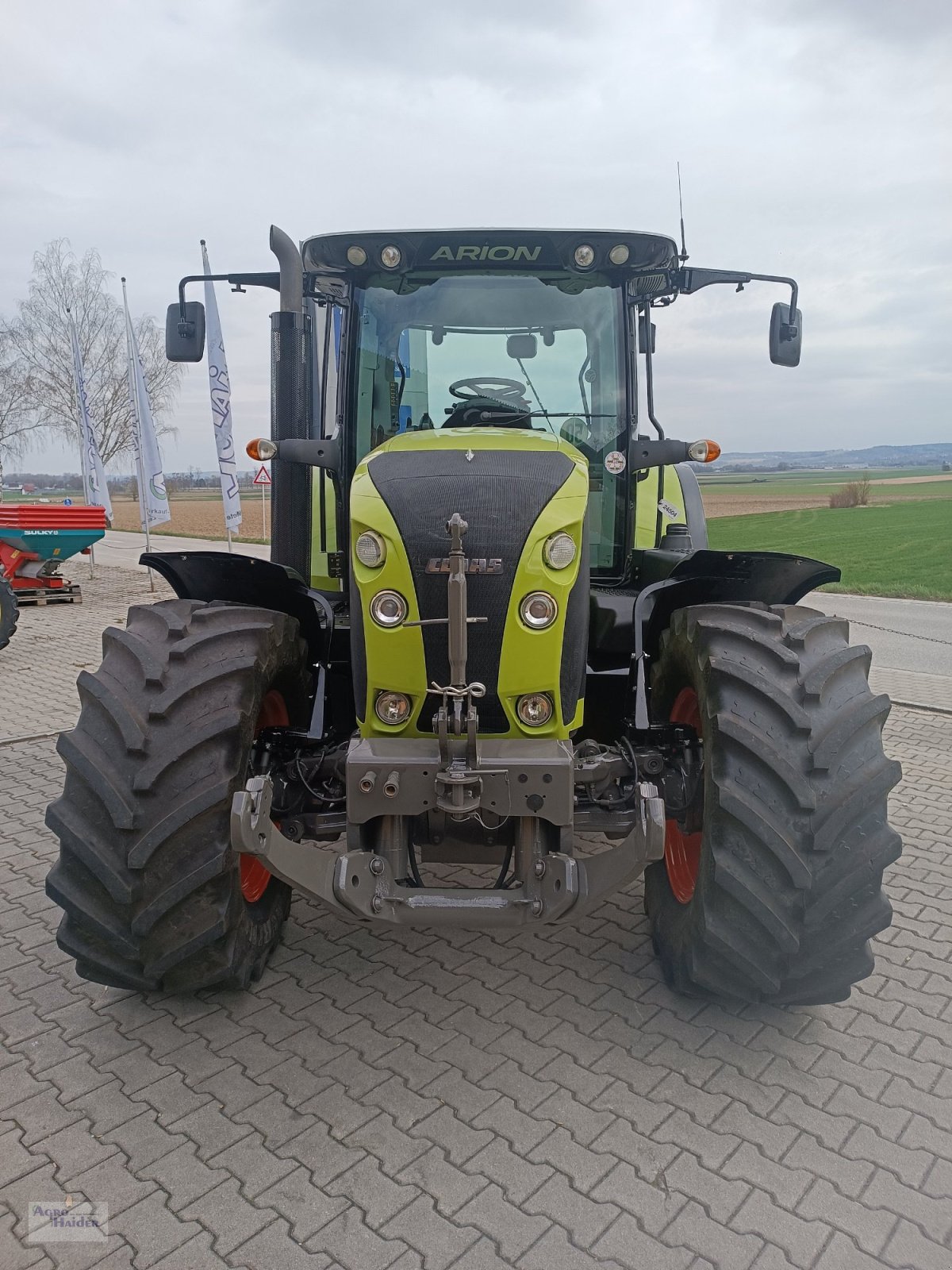 Traktor типа CLAAS Arion 630 CIS, Gebrauchtmaschine в Moosthenning (Фотография 2)