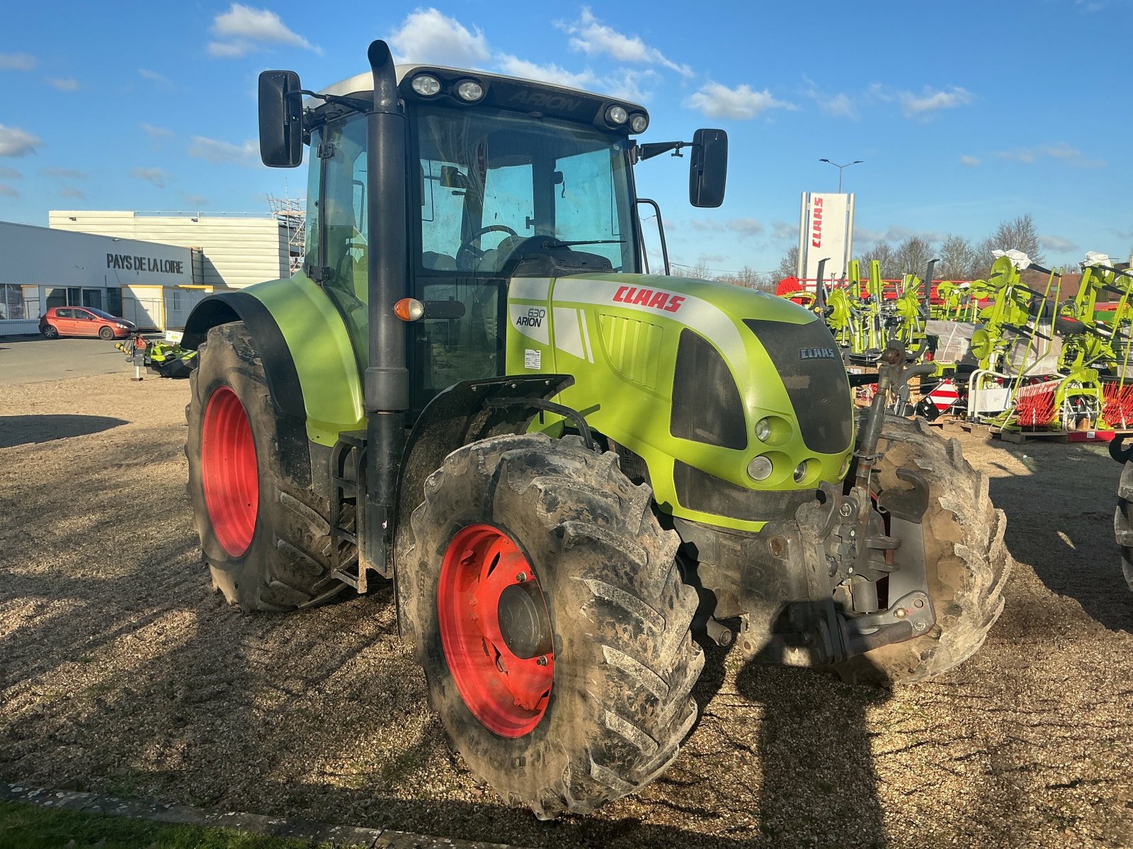 Traktor Türe ait CLAAS ARION 630 CIS, Gebrauchtmaschine içinde ST CLEMENT DE LA PLACE (resim 3)